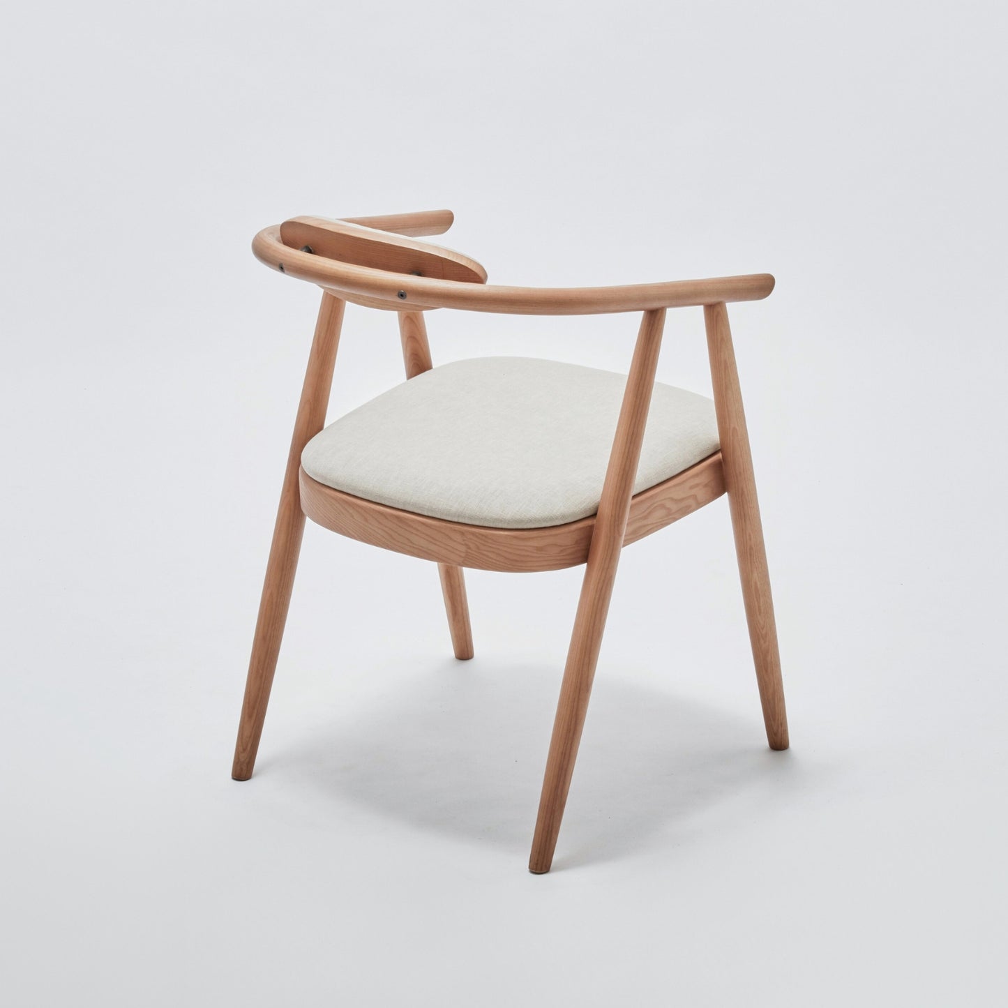 FLYNN CHAIR IN TAUPE ASH WOOD WITH UPHOLSTERED SEAT IN PROPOSITION APPROACH 08 PEARL