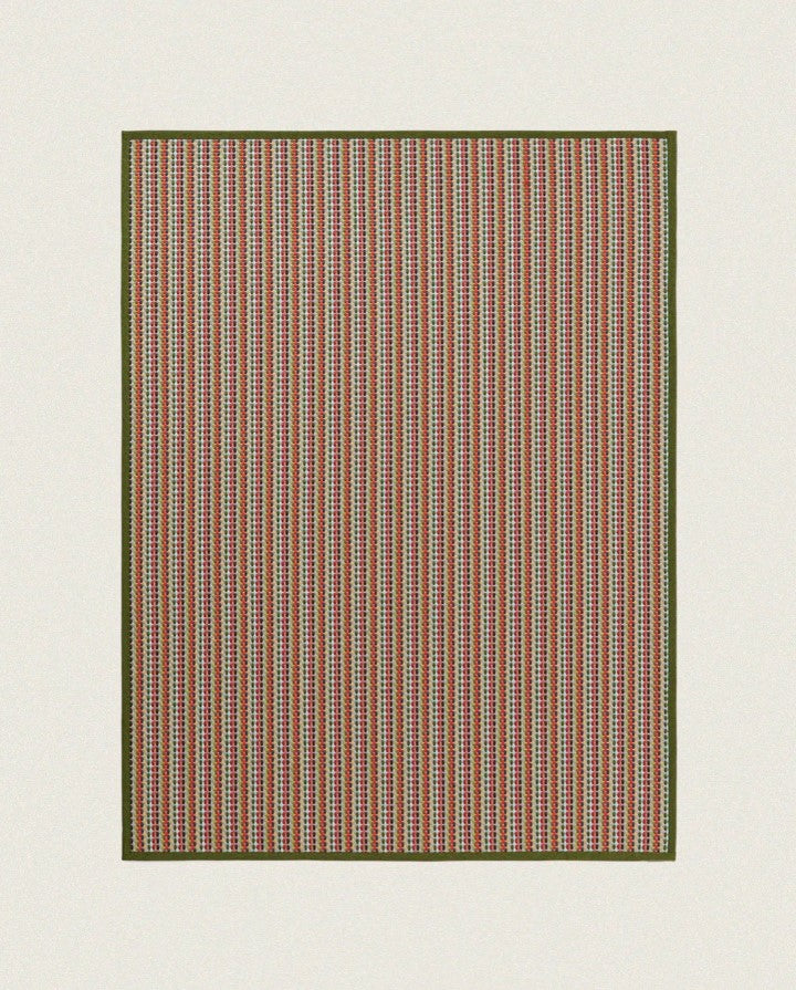 STRATA 05 DIM: 200x300 CM