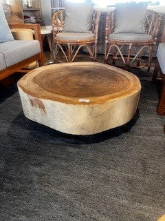 LOW ORGANIC SUAR WOOD COFFEE TABLE