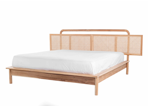 CALAMUS BED IN TEAK FRAME