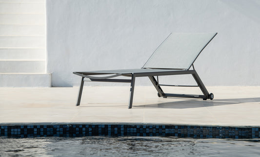 HYDRA SUNBED ALU CHARCOAL WITH LIGHT GREY TEXTILENE