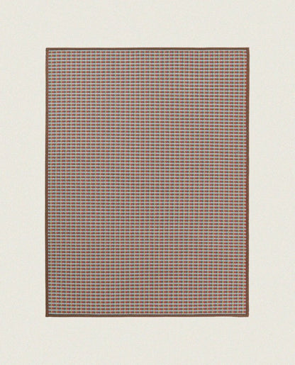 STRATA 01  DIM: 200x300 CM
