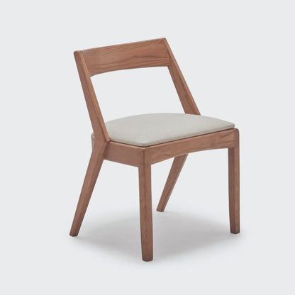 MAKUTI CHAIR IN LIGHT BROWN ASH WOOD