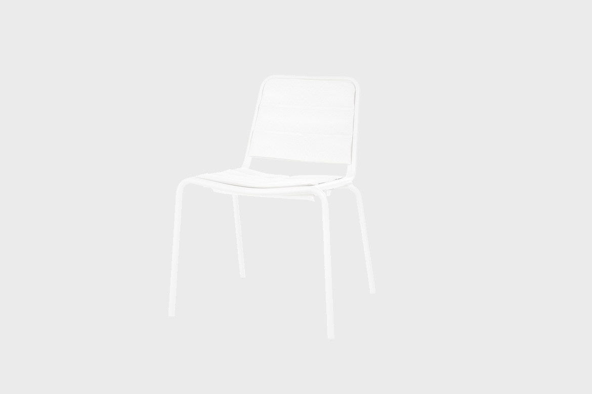 VEGA CHAIR WHITE IN ALU FRAME