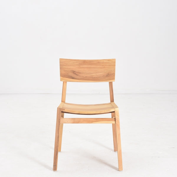 DANIELA CHAIR IN OAK WOOD