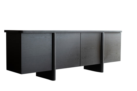 BLACKBERRY CABINET IN OAK VENEER