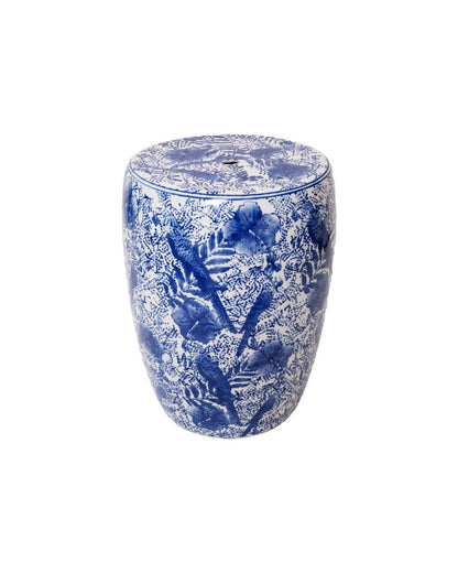 ROUND BLUE POUF