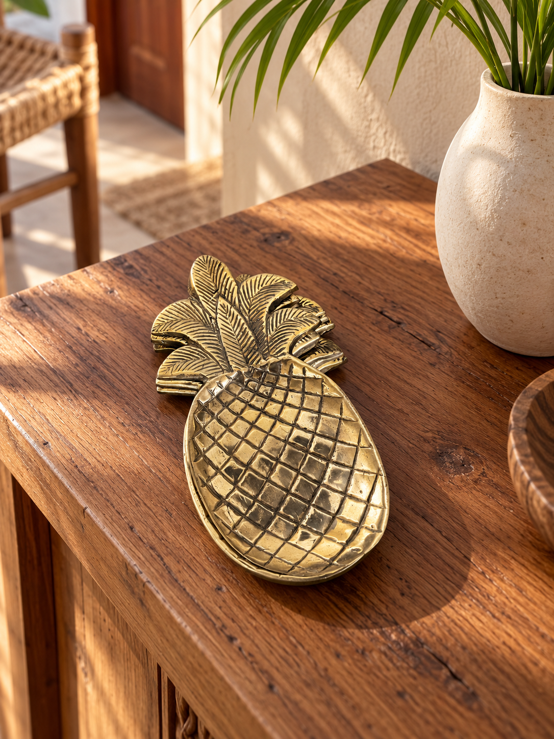 BRASS PINEAPPLE PLATE