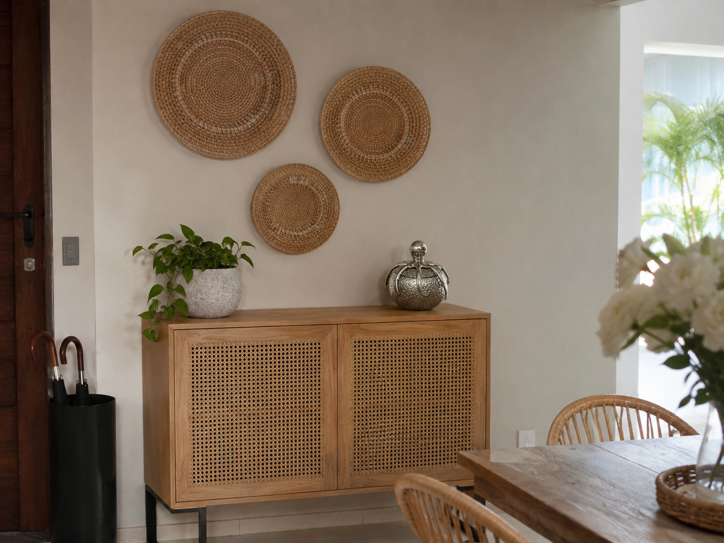 CORSICA CABINET IN OAK WITH 2 DOORS