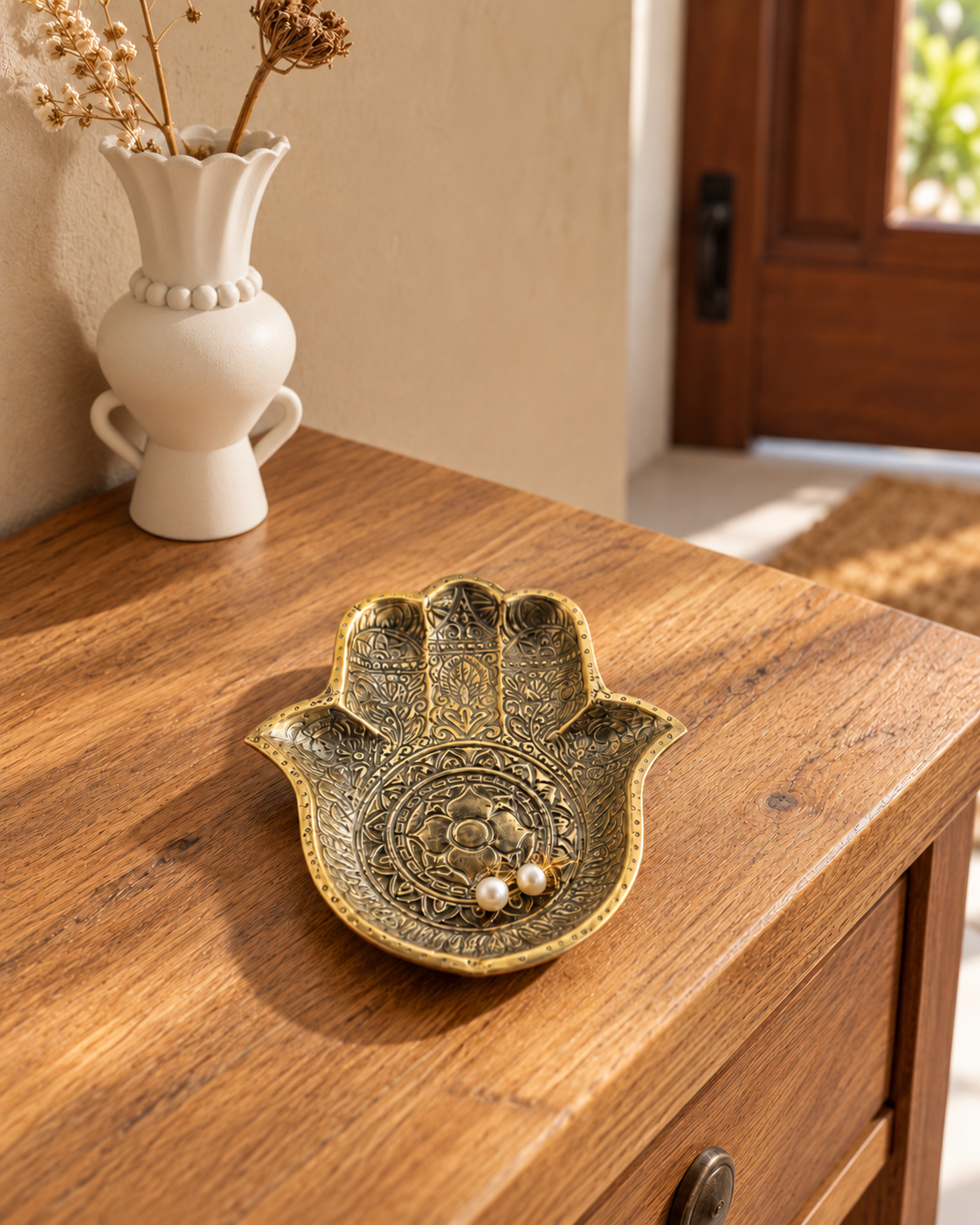 VASE IVORY