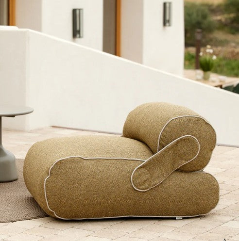 UNITE LOUNGE CHAIR